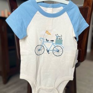 Gap baby Snap bottom tshirt